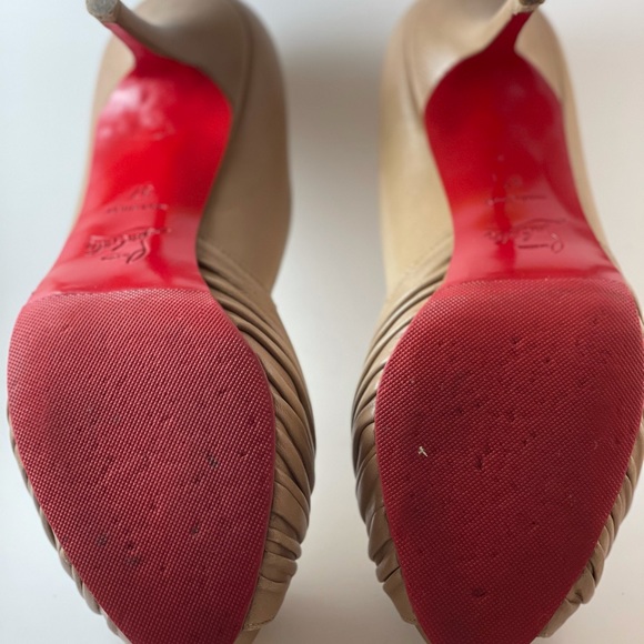 Authentic Christian Louboutin Tan Greissimo Pumps - Picture 3 of 5